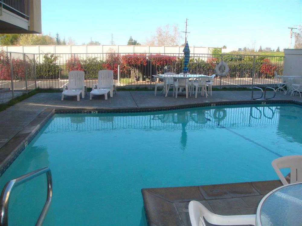 Americas Best Value Inn Stockton Facilidades foto